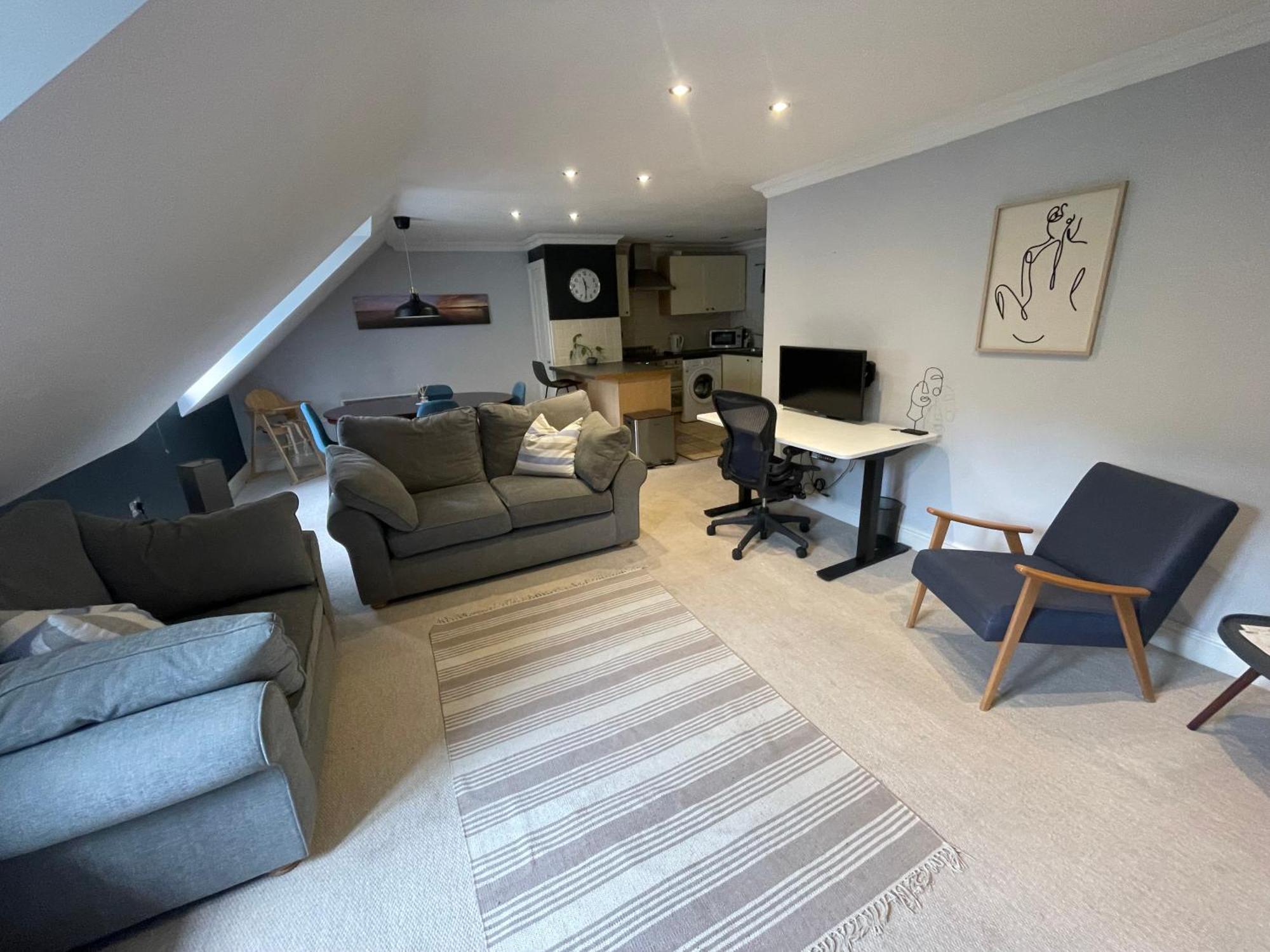 Modern Loft Retreat In The Heart Of Nailsworth Lägenhet Exteriör bild